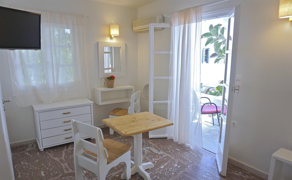 Glaros Studios Naxos City Екстер'єр фото